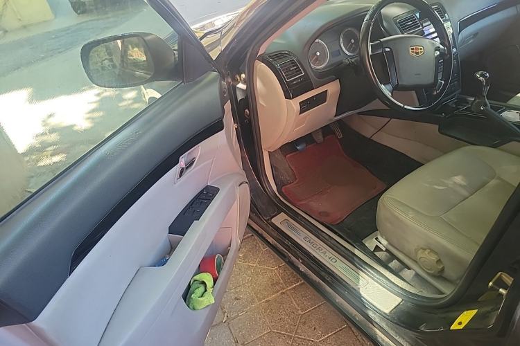 Used Geely Auto EC8 2013 2.0L Manual Luxury Version Driver Seat