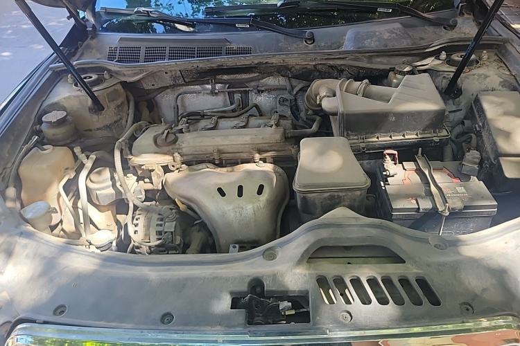 Used Geely Auto EC8 2013 2.0L Manual Luxury Version Engine Bay