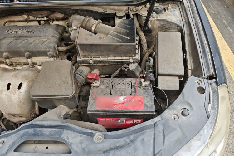 Used Geely Auto EC8 2013 2.0L Automatic Elite Model Engine Bay Left
