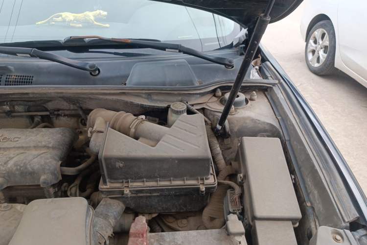 Used Geely Auto EC8 2013 2.0L Automatic Elite Model Engine Bay Left
