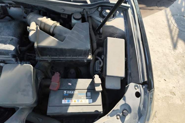 Used Geely Auto EC8 2013 2.0L Manual Elite Edition Engine Bay Left