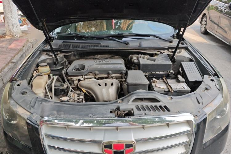 Used Geely Auto EC8 2013 2.0L Manual Elite Edition Engine Bay
