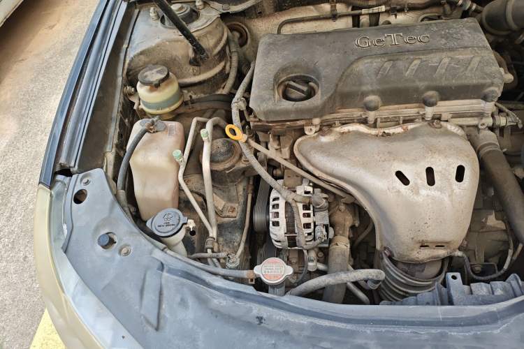 Used Geely Auto EC8 2013 2.0L Automatic Elite Model Engine Bay Right