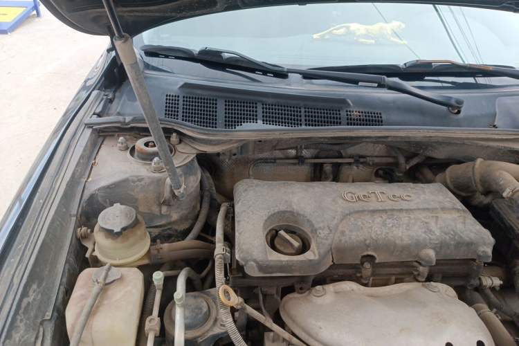 Used Geely Auto EC8 2013 2.0L Automatic Elite Model Engine Bay Right