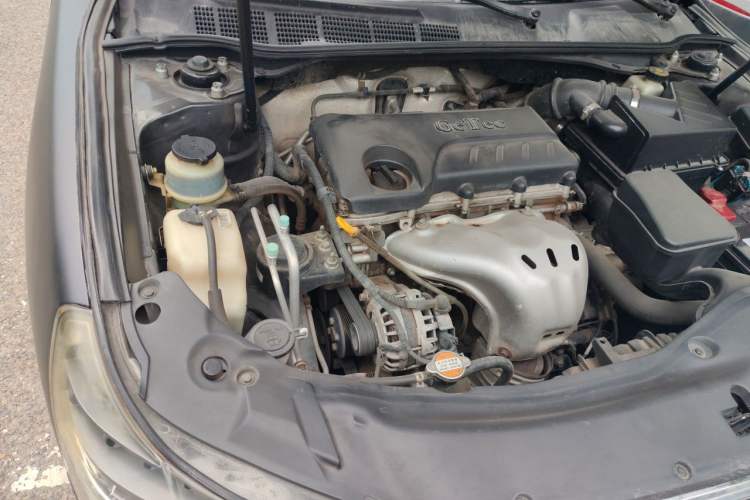 Used Geely Auto EC8 2013 2.0L Manual Elite Edition Engine Bay Right