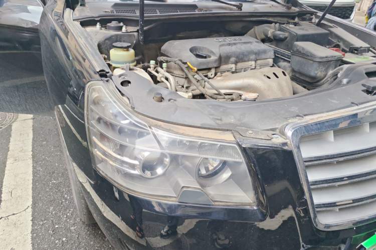 Used Geely Auto EC8 2013 2.0L Manual Entry-Level Trim Engine Bay Right