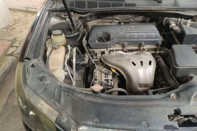 Used Geely Auto EC8 2013 2.0L Manual Elite Edition Engine Bay Right