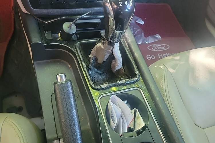 Used Geely Auto EC8 2013 2.0L Manual Luxury Version Gear Lever