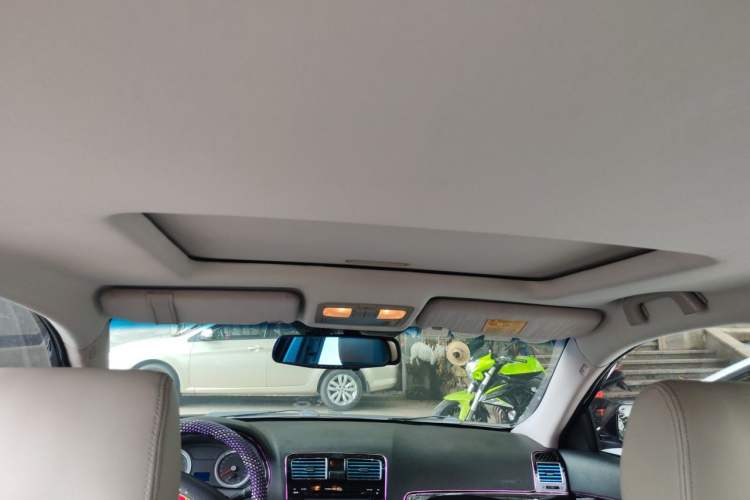 Used Geely Auto EC8 2013 2.0L Manual Elite Edition Headliner