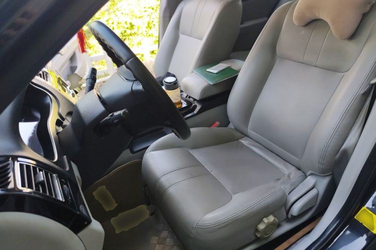 Used Geely Auto EC8 2013 2.0L Manual Elite Edition Left Front Seat