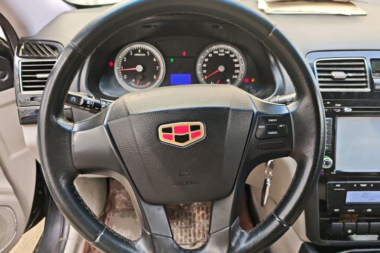 Used Geely Auto EC8 2013 2.0L Automatic Elite Model Steering Wheel