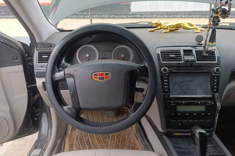 Used Geely Auto EC8 2013 2.0L Automatic Elite Model Steering Wheel