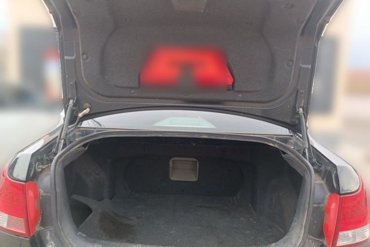 Used Geely Auto EC8 2013 2.0L Automatic Elite Model Trunk
