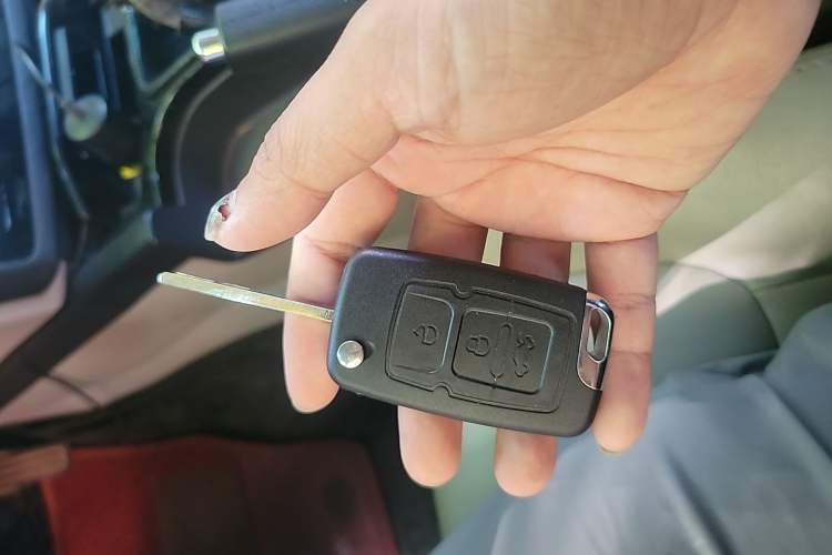 Used Geely Auto EC8 2013 2.0L Manual Luxury Version Vehicle Key