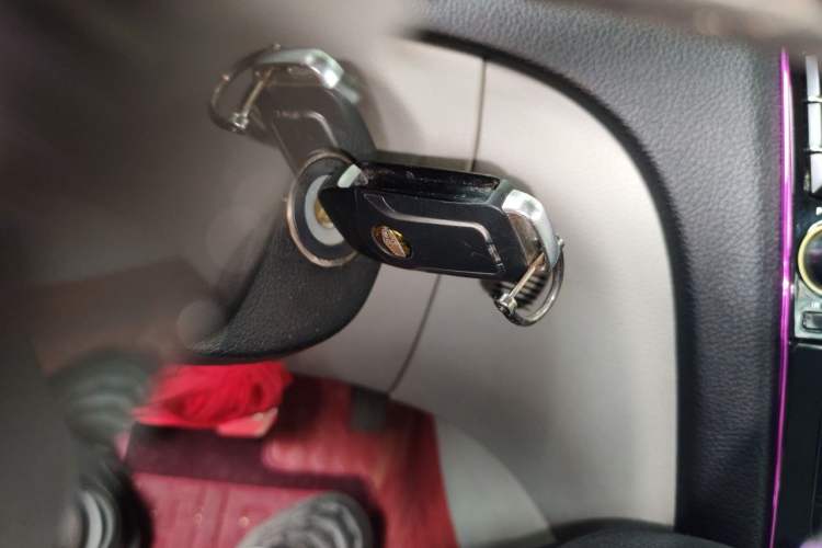 Used Geely Auto EC8 2013 2.0L Manual Elite Edition Vehicle Key