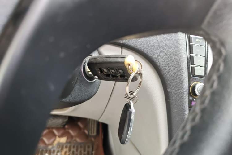 Used Geely Auto EC8 2013 2.0L Automatic Elite Model Vehicle Key