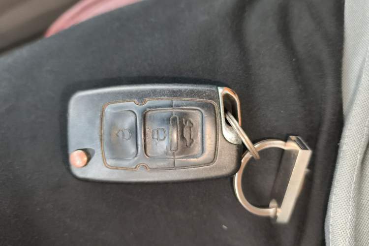 Used Geely Auto EC8 2013 2.0L Automatic Entry Model Vehicle Key