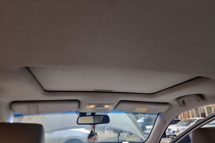 Used Geely Auto EC8 2013 2.0L Automatic Elite Model Headliner