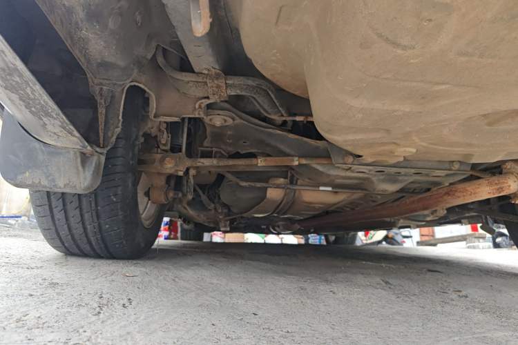 Used Geely Auto EC8 2013 2.0L Automatic Prestige Edition Chassis Rear Left