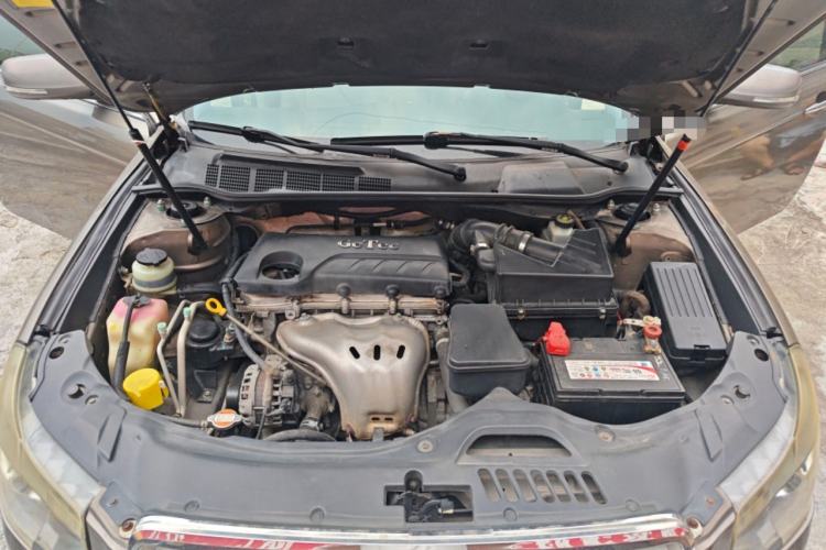 Used Geely Auto EC8 2013 2.0L Automatic Prestige Edition Engine Bay
