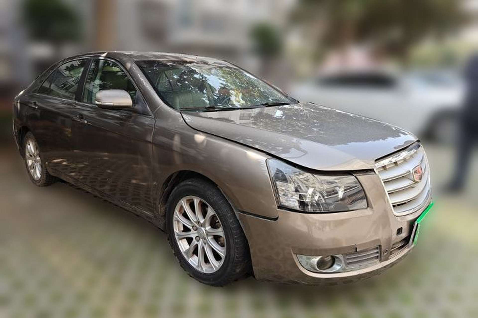 Used Geely Auto EC8 2013 2.0L Automatic Prestige Edition Front Right 45 Deg
