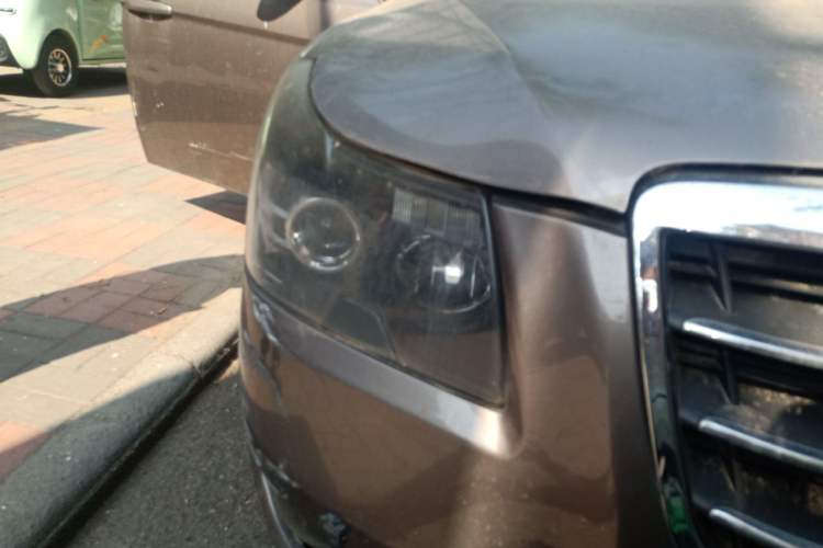 Used Geely Auto EC8 2013 2.0L Manual Elite Edition Right Front Headlight