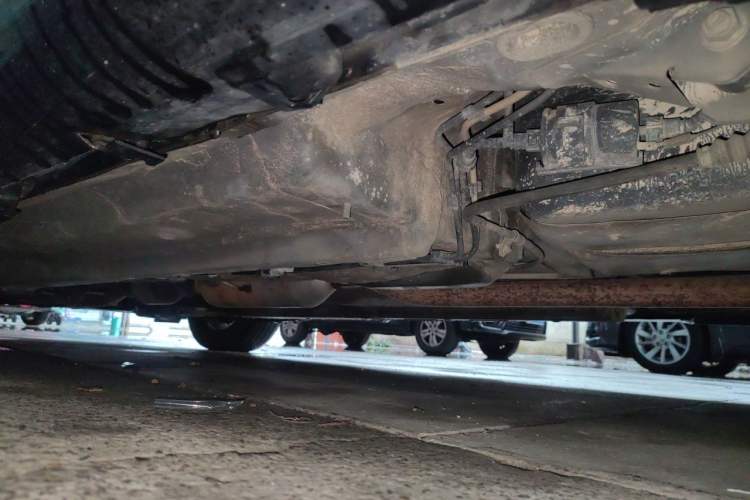Used Geely Auto EC8 2015 2.0L Automatic Elite Edition Chassis Rear Left