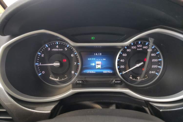 Used Geely Auto Emgrand 2016 Sedan 1.5L Manual Upward Edition Instrument Cluster