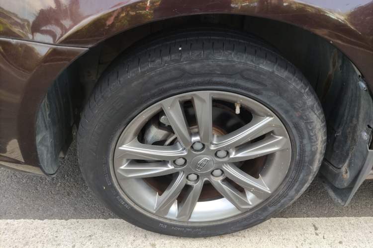 Used Geely Auto Emgrand 2016 Sedan 1.5L Manual Upward Edition Left Front Wheel Hub