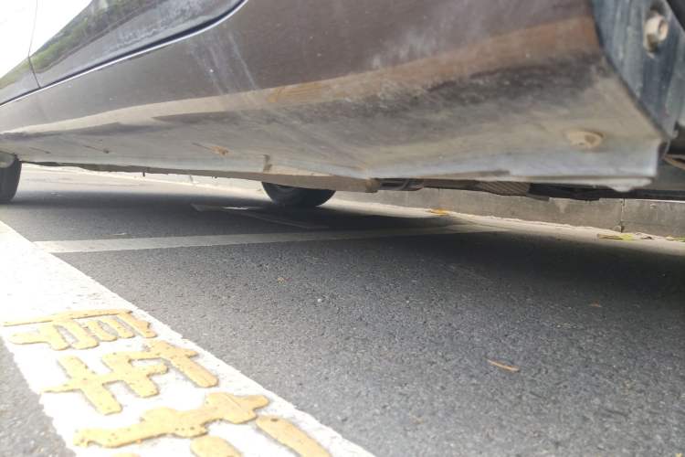 Used Geely Auto Emgrand 2016 Sedan 1.5L Manual Upward Edition Left Side Sill