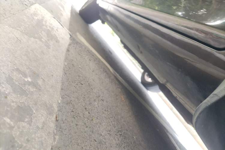 Used Geely Auto Emgrand 2016 Sedan 1.5L Manual Upward Edition Right Side Sill
