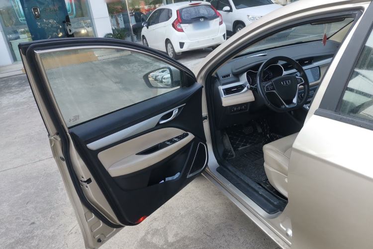 Used Geely Auto Emgrand 2018 1.5L CVT Luxury Model Driver Seat