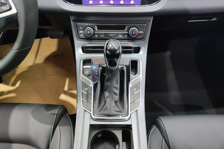 Used Geely Auto Emgrand 2020 1.5L CVT Upward Version Gear Lever