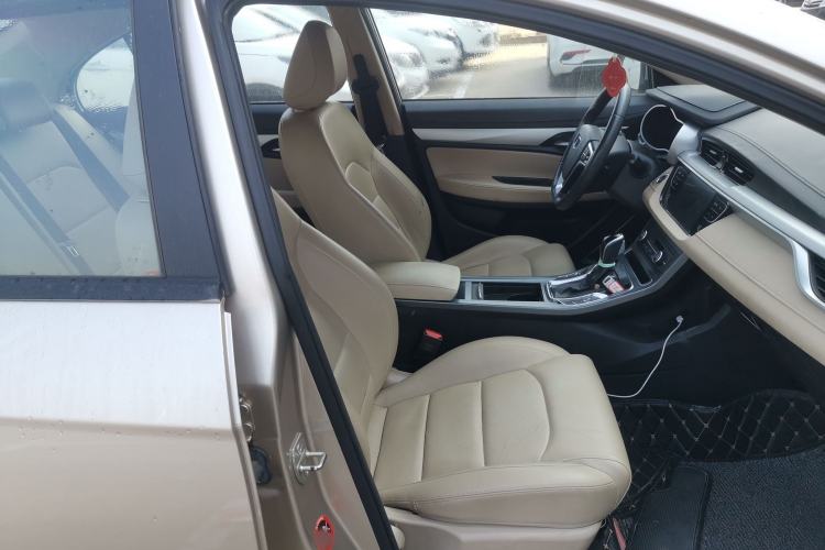 Used Geely Auto Emgrand 2018 1.5L CVT Luxury Model Right Front Seat