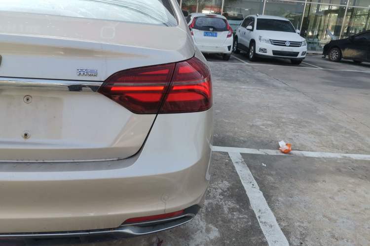 Used Geely Auto Emgrand 2018 1.5L CVT Luxury Model Right Rear Taillight