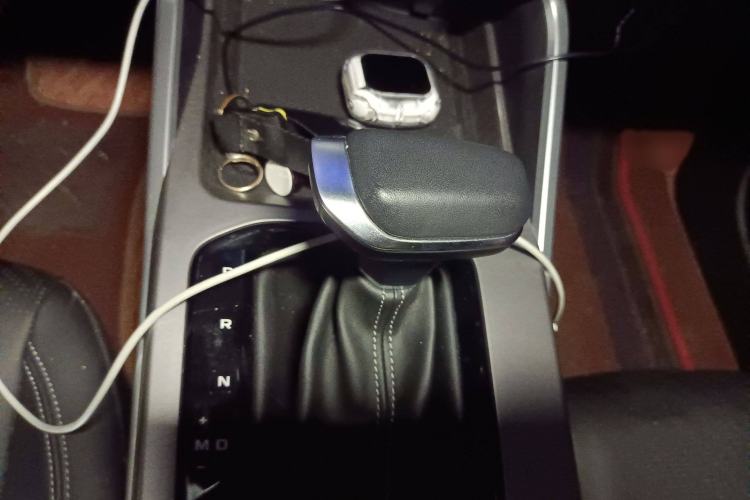 Used Geely Auto Emgrand 2023 4th Generation Champion Edition 1.5L CVT Luxury Model Gear Lever