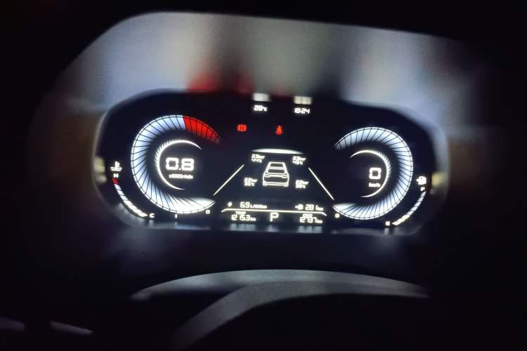 Used Geely Auto Emgrand 2023 4th Generation Champion Edition 1.5L CVT Luxury Model Instrument Cluster