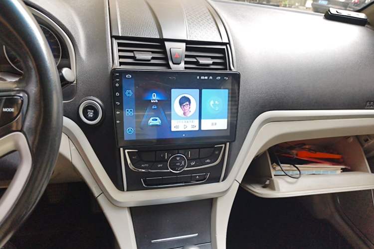 Used Geely Auto Emgrand 2014 Sedan 1.3T Manual Elite Model Audio And AC Panel