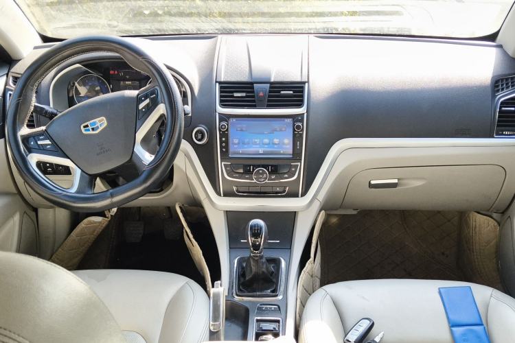 Used Geely Auto Emgrand 2014 Sedan 1.5L Manual Elite Model Center Console