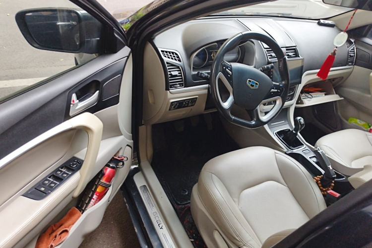 Used Geely Auto Emgrand 2014 Sedan 1.3T Manual Elite Model Driver Seat