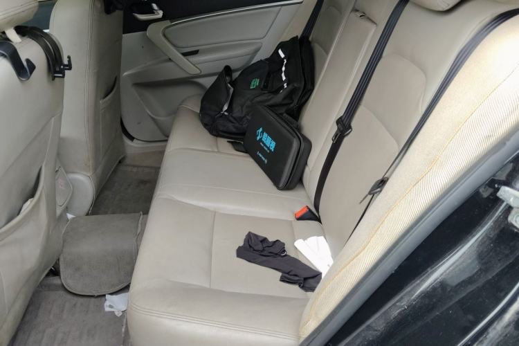 Used Geely Auto Emgrand 2014 Sedan 1.5L Manual Elite Model Left Rear Seat