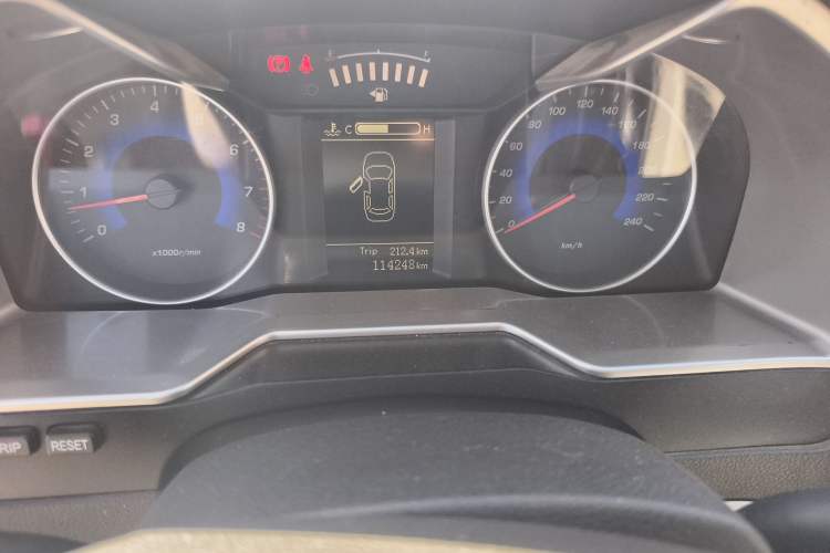 Used Geely Auto Emgrand 2014 Sedan 1.5L Manual Elite Model Odometer Close Up