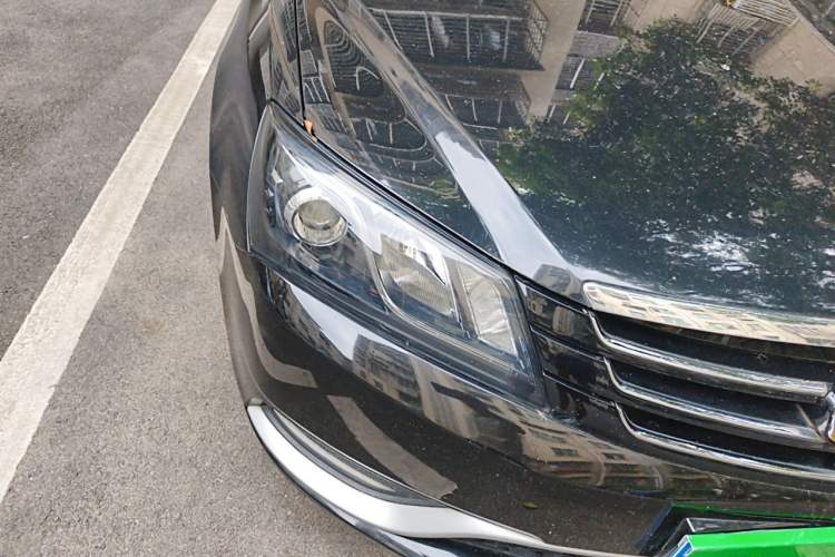 Used Geely Auto Emgrand 2014 Sedan 1.3T Manual Elite Model Right Front Headlight