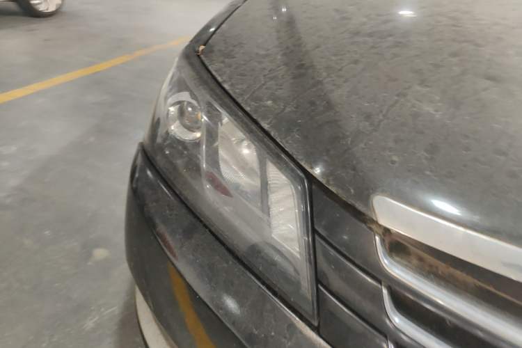 Used Geely Auto Emgrand 2014 Sedan 1.5L CVT Elite Model Right Front Headlight