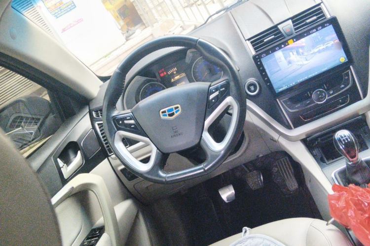 Used Geely Auto Emgrand 2014 Sedan 1.5L Manual Elite Model Steering Wheel