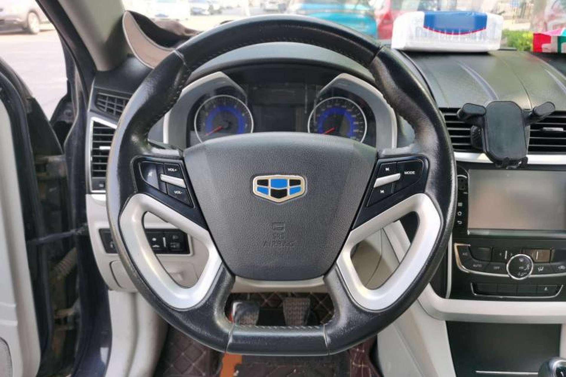 Used Geely Auto Emgrand 2014 Sedan 1.5L Manual Elite Model Steering Wheel