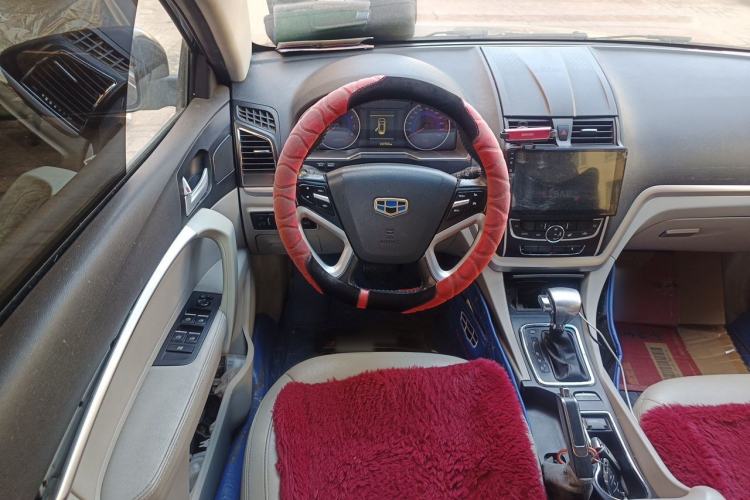 Used Geely Auto Emgrand 2014 Sedan 1.5L CVT Elite Model Steering Wheel