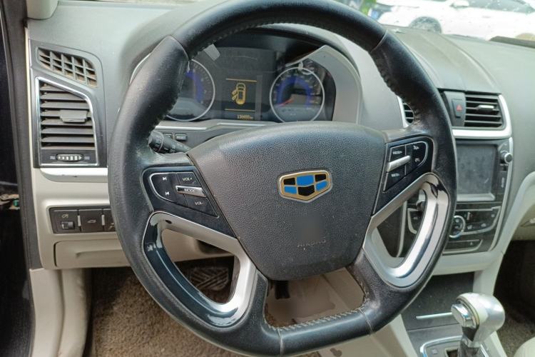 Used Geely Auto Emgrand 2014 Sedan 1.5L CVT Elite Model Steering Wheel