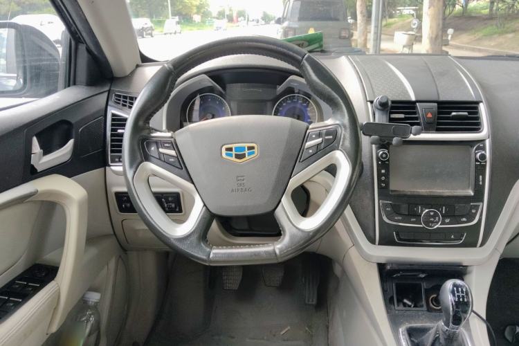 Used Geely Auto Emgrand 2014 Sedan 1.5L Manual Elite Model Steering Wheel