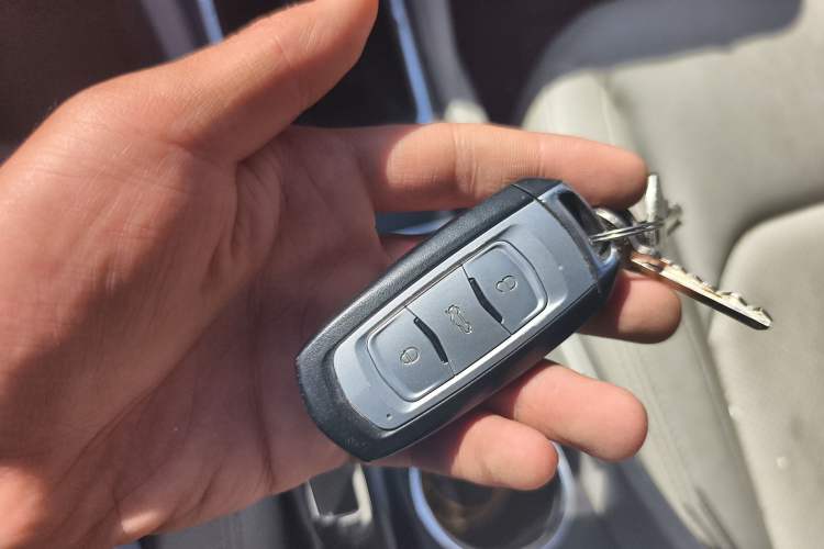 Used Geely Auto Emgrand 2014 Sedan 1.5L Manual Elite Model Vehicle Key